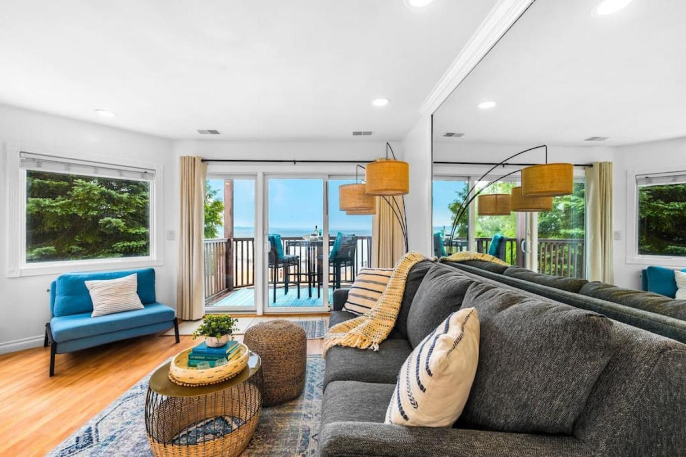New Listing Beach Bliss 211! Stunning Bay View Traverse City Exterior photo